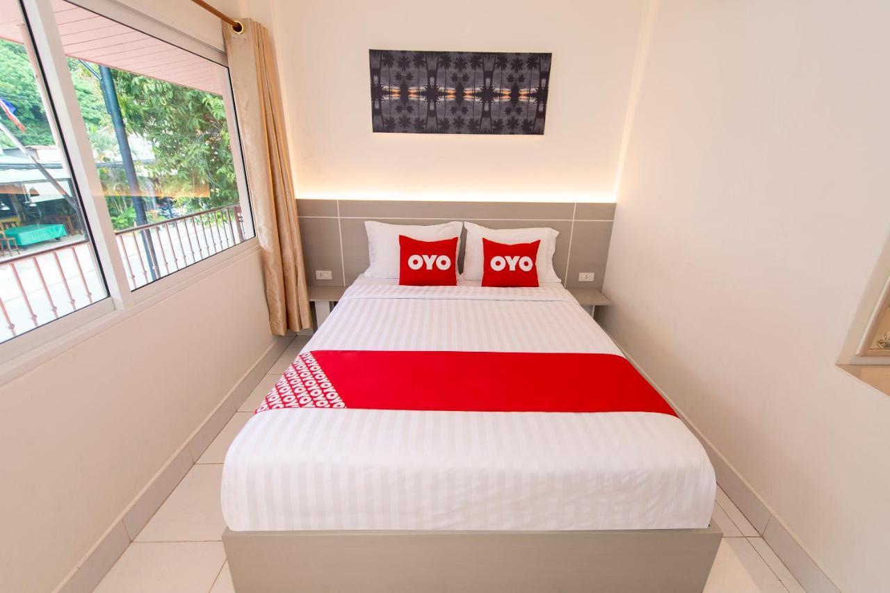 Oyo 328 Onion House Hotel Kata Beach  Exterior foto